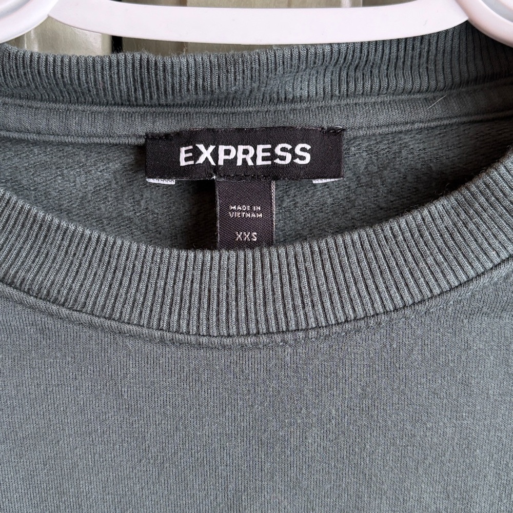 Express Back Cut Out Sweater - Picture 2 of 4